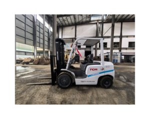 Hot Sale Secondhand TCM Japan Original 3T Forklift Used TCM FD30 FD50 FD100 Forklift in Stock - Product Image 1