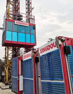 Portable construction hoist with rack and pinion - Product Image 4