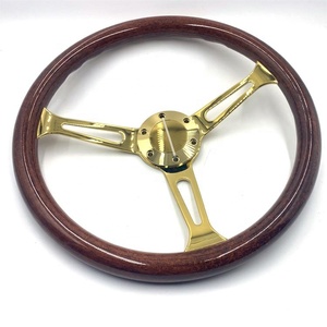 Volante Universal de 15 Pulgadas con Botón de Claxon Integrado, Estilo Clásico en Madera de Durazno y ABS - Product Image 1