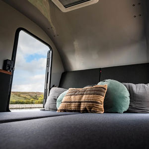 Caravane Teardrop à vendre, petite caravane <span class=keywords><strong>de</strong></span> voyage remorquable, <span class=keywords><strong>camping</strong></span>-<span class=keywords><strong>car</strong></span> compact avec cabine <span class=keywords><strong>de</strong></span> couchage et cuisine arrière pour le <span class=keywords><strong>camping</strong></span> - Product Image 4