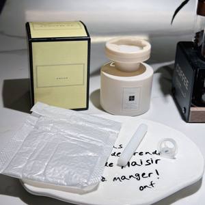 Elegante Juego de Difusores de Aroma Blancos, Diseño Minimalista para Fragancia del Hogar, Aroma Duradero, Regalo Decorativo para Sala de Estar - Product Image 4