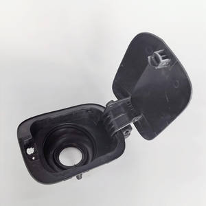 Tapa de Tanque de Combustible de Plástico Pequeña, Compatible con Sagita Jetta MK6 16D809857/5C6809857 - Product Image 4