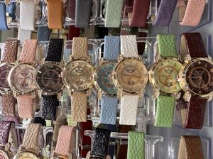 Orologio da donna con cinturino in pelle, alla moda, comodo, con fibbia ad ardiglione, colori misti - Product Image 3