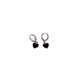 Pendientes de tuerca de <span class=keywords><strong>verano</strong></span> para mujer Sweet Cool Dark Black Love, Nueva joyería de aleación de gama alta a la moda con diseño de nicho y hebilla - Product Image 5