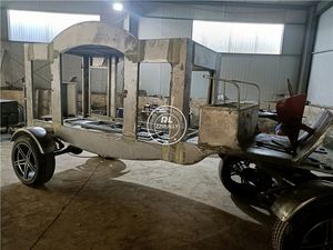 Chariot funéraire noir pour cérémonies chrétiennes, avec peinture anglaise, type calèche à chevaux, remorque pour calèche à chevaux - Product Image 4