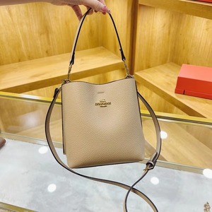 Bolso de Hombro Tipo Cubo de Cuero de Diseño de Lujo, Inspirado en Diseñadores, para Mujer, Gran Capacidad, Uso Diario, Venta al Por Mayor - Product Image 4