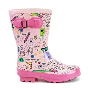 Vente en gros de chaussures de pluie en caoutchouc pour enfants chaussures de pluie imperméables pour bébés chaussons de pluie frais pour filles
