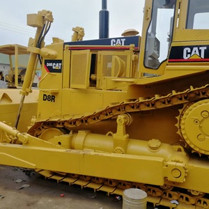 รถดันดิน CAT D8R ปี 2023 เครื่องยนต์คัมมินส์ กำลังดัน 10 เมตร ตัวถังสีเหลือง รถแทรกเตอร์ตีนตะขาบแคตเตอร์พิลลาร์ อุปกรณ์หนัก - Product Image 5