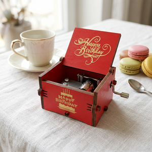 Carillon in Legno Mini a Manovella in Stile Antico Lettore di Melodie Vintage <span class=keywords><strong>Regalo</strong></span> Perfetto <span class=keywords><strong>per</strong></span> Bambini Collezionisti e Amanti <span class=keywords><strong>della</strong></span> Nostalgia - Product Image 6