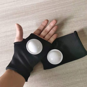 WM 2026 Pays-Bas Hand Clapper Noise Maker Gants - Product Image 3