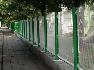 Valla de malla directa de fábrica al por mayor Zoo Aviary Parrot <span class=keywords><strong>Mesh</strong></span> Farm Boundary Fence 3D Panel de malla de alambre curvo Red de esgrima - Product Image 4