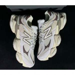 Nouvelles Chaussures de Luxe 9060 pour Hommes et Femmes, Qualité Supérieure, Design Tendance, Baskets Blanches et Noires avec Logo Célèbre, Collection 2025 - Product Image 4