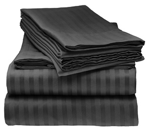 Parure de Lit de Noël Florale Jetable Qualité Hôtelière 100% Coton 250TC – Drap Plat, Drap <span class=keywords><strong>Housse</strong></span> à Rayures 1cm/3cm et Taie d'Oreiller - Product Image 1