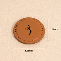 Nouveautés Marqueur de golf en cuir de haute qualité Accessoires de golf personnalisés Cadeau pour golfeur Vente en gros Marqueur de balle de golf magnétique
