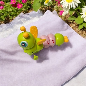 Modèle intelligent Divertido Juguete Interactivo Para Mascotas Oruga Con Movimiento De Cuerda Y Cola Dibujos Animados Jouets à remonter - Product Image 1