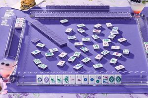 Soyons iconiques ! Ensemble de carreaux violet orné de pierres - Product Image 3