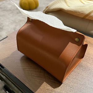 Caja de pañuelos de cuero de lujo de estilo escandinavo, soporte de papel accesible Ins de tela impermeable para sala de estar o restaurante - Product Image 1