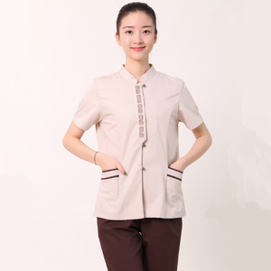Uniformes <span class=keywords><strong>de</strong></span> nettoyage à manches courtes avec impression en relief pour le personnel d'entretien ménager - Uniformes <span class=keywords><strong>de</strong></span> travail d'été pour les hôtels et les ventes immobilières - Product Image 2