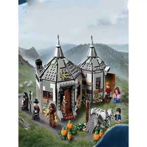 Blocs de construction personnalisés en gros Wizard Building Blocks_Ensemble universel École de Magie, Maisons complètes avec scènes emblématiques_Joyard du Gardien des Forêts - Product Image 4