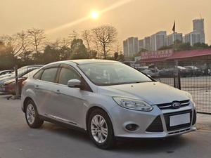 Ford Focus 1.6L 6DCT berline d'occasion 2012 – Voiture compacte américaine fiable, véhicule d'occasion économe en carburant pour l'exportation - Product Image 3