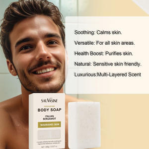 Jabón artesanal orgánico exfoliante e hidratante para el acné, que equilibra el tono de la piel y con efecto iluminador. - Product Image 3