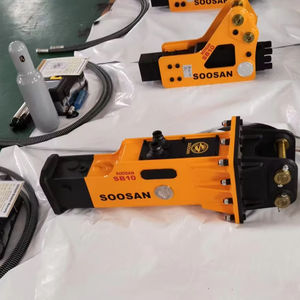 Martillo Hidráulico SOOSAN SB10 Tipo Caja con Cinceles de 40 mm para Demolición de Roca, Miniexcavadoras y Minicargadoras de 0.8-2.5 Toneladas - Product Image 1