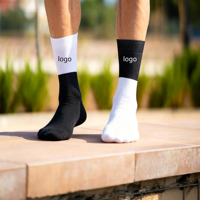 Chaussettes de Course Antidérapantes Personnalisées de Haute Qualité en Nylon Coolmax, Fabrication de Chaussettes de Course Techniques de Cyclisme, Chaussettes de Sport Athlétiques à Mi-Mollet Performantes