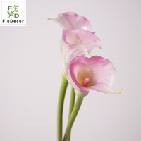 Bunga Calla Lily Plastik Putih Lembut Berkualitas Tinggi 72CM, Tangkai Tebal, Sentuhan Alami, Dekorasi Rumah & Ruang Tamu untuk Pernikahan