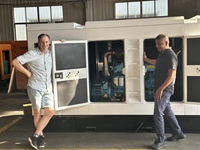 Groupe électrogène diesel silencieux remanufacturé résistant aux hautes températures, tropicalisé, avec capot insonorisé, pour le Moyen-Orient