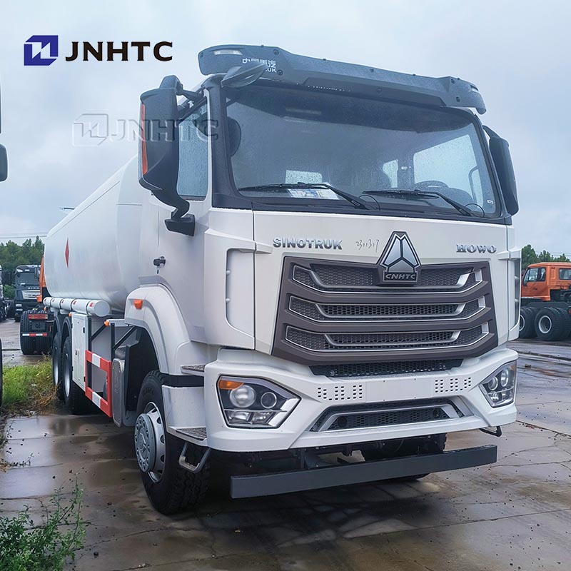 SINOTRUK HOHAN 6x4 доставка дизельного топлива Автоцистерна для продажи