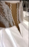 Offre Spéciale d'Afrique 2026 Robe de mariage de luxe en satin à manches longues et épaules dénudées Robe de bal avec appliques en dentelle perlée Robe de mariée