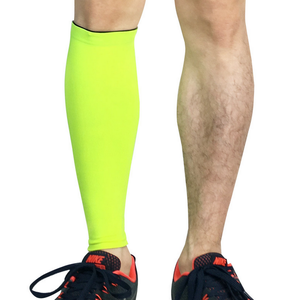Futbol tekmelikler sıkıştırma manşonu petek pedleri buzağı desteği Shin atel - Product Image 2