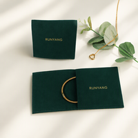 Pochette de rangement polyvalente en microfibre émeraude pour bijoux, avec design pliable à plat, idéale pour les coffrets cadeaux et le rangement d'accessoires