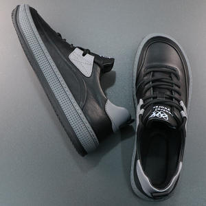 Baskets basses en cuir véritable noir et blanc pour homme – Chaussures décontractées en cuir pour hommes - Product Image 5