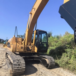 รถขุดตีนตะขาบแคตเตอร์พิลลาร์มือสอง รุ่น 320D รถขุดมือสอง CAT320C 320D 320CL 330D 320D2 พร้อมเครื่องจักรก่อสร้าง - Product Image 3