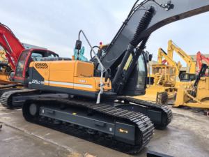 Excavadora Hyundai de 20 toneladas 220LC-9S resistente con rendimiento perfecto, bomba de motor Yanmar usada y reacondicionada de segunda mano - Product Image 2