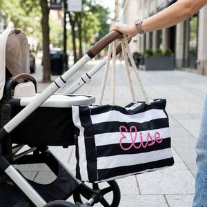 Personalizable Modern Beach Large Capacity Canvas Women's <b>Tote</b> <b>Bags</b> with Zipper for Travel & Shopping - Product Image 6