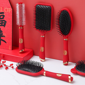 Peigne de massage du cuir chevelu rouge, antistatique, grand peigne de voyage en plastique, design ovale pour femmes - Product Image 1