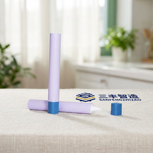 Tube souple PE violet clair, imprimé bicolore, avec embout conique court et capuchon à vis bleu, pour pommade réparatrice de la peau - Product Image 2