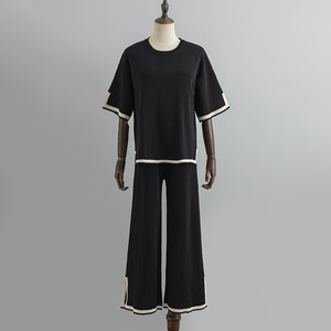 Ensemble deux pièces été-automne pour femme : pull en maille col rond à manches courtes et pantalon large – Vente en gros - Product Image 2