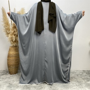 6688# New Arrive Smooth Satin batwing Sleeve Open <b>Abaya</b> With White Line Muslim Women Eid Ramadan Basic Abayas Cardigan 6 Colors - Product Image 5