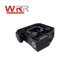 ขายึดหม้อน้ำด้านหน้าขวา สำหรับ BMW G01 G02 G05 X3 X4 X5 xDrive30i รุ่นพรีเมียม คุณภาพสูง - Product Image 5