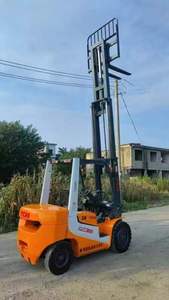 Chariots élévateurs diesel d'origine TCM utilisés mât à deux étages 4WD avec emballage de palettes pour les restaurants de détail et les industries de l'imprimerie - Product Image 6