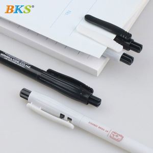 Offre Spéciale – Stylos Bille en Plastique Bleus Simples et Économiques pour Écoles, Personnalisables avec Logo, Multicolores – Vente en Gros Fabricant - Product Image 5