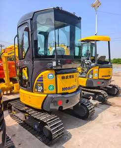 Excavatrice d'occasion Komatsu PC35MR-3 à faible nombre d'heures de fonctionnement, économe en carburant, puissante, idéale pour les projets de rénovation de jardins - Product Image 6