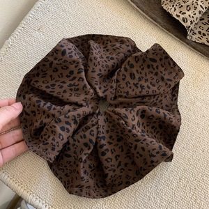 Coleteros Elásticos de Tela con Estampado de Leopardo Vintage para Mujer, Accesorios para el Cabello, 14 cm, Multi-Ocasión - Product Image 5
