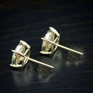 Orecchini Classici in Oro 18K con Diamanti, Taglio Brillante Rotondo, Colore G, Diamanti Naturali, Gioielli da Sposa per Donna - Product Image 5