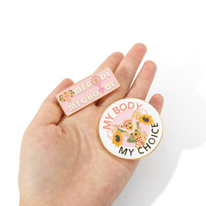 Le nouveau chaud Iatrical doux émail broche gros rond organe santé épinglettes infirmière cadeau Badge personnalisé métal broche utérus pour médecin - Product Image 2