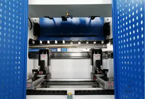 AMUDA 170T-4000 सीएनसी हाइड्रोलिक धातु प्रेस ब्रेक मशीन के साथ Delem DADA66T 8 अक्ष