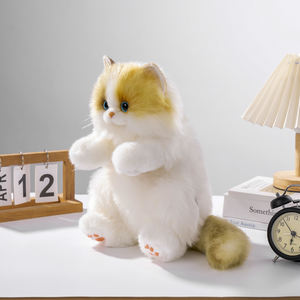 DUPAN Niedlicher Flammen-Calico-Katzen Anime-Design Rucksack PP-Baumwolle Gefülltes Plüschtier Unisex-Tasche Lebensechter Plüsch-Katzen-Rucksack - Product Image 6